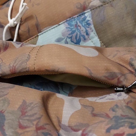 Womens Obermeyer Tuscany II Jacket - Picture 15 of 16